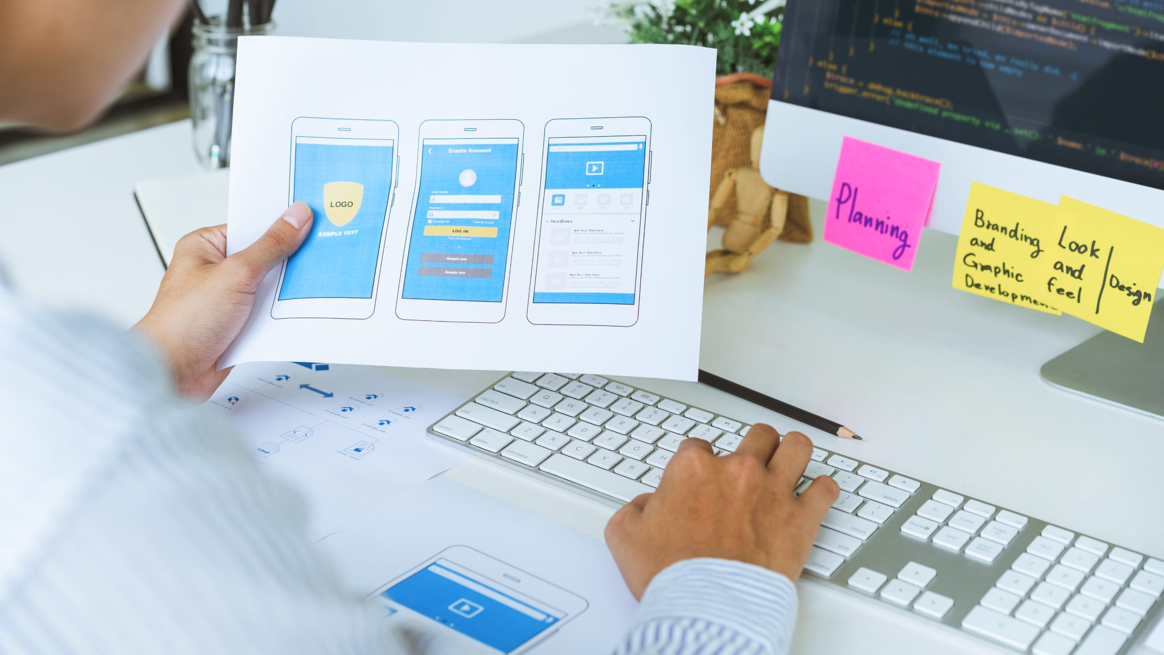 Для разработки и публикации приложения на App Store необходимо соблюдать требования платформы.