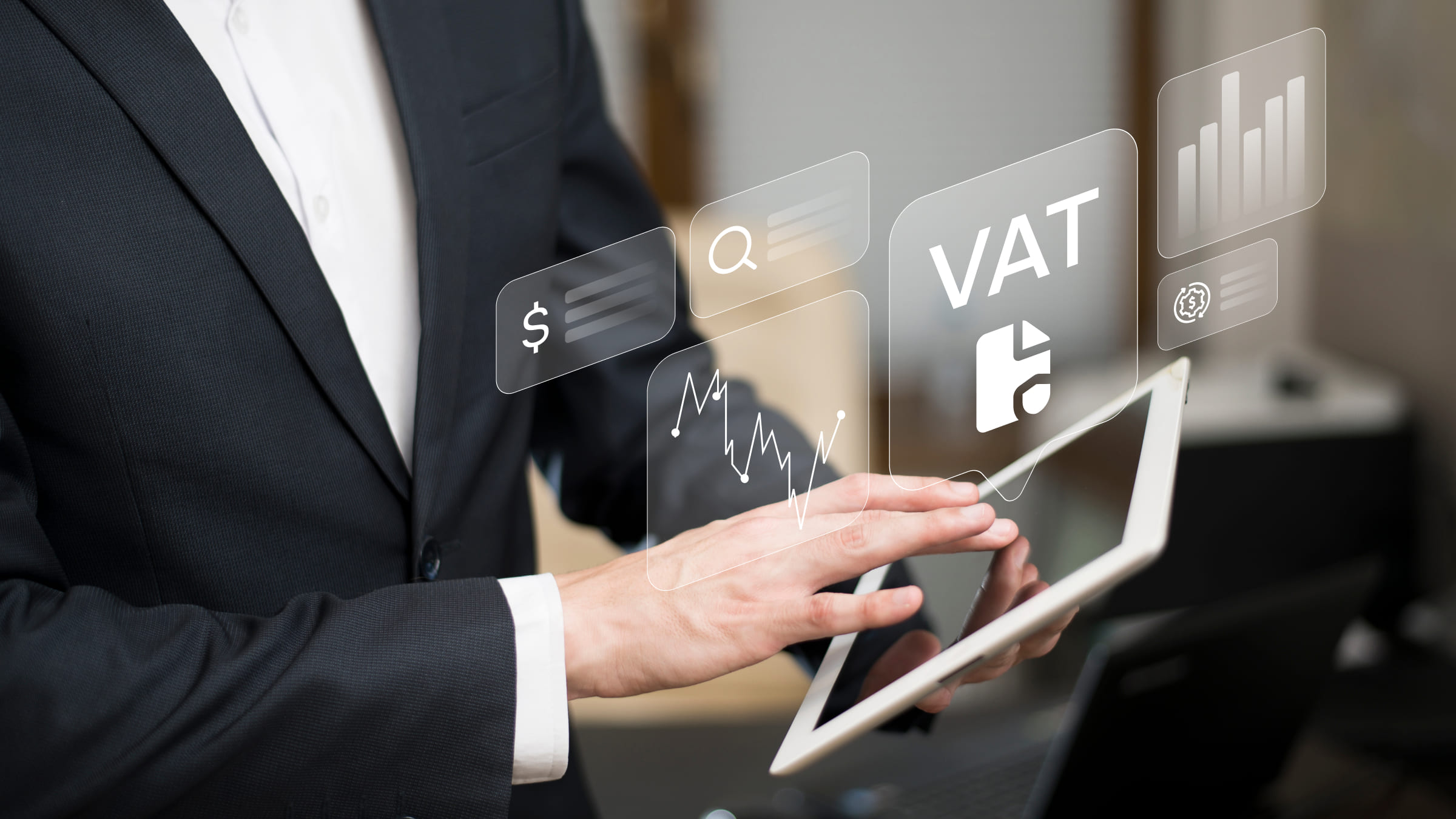 Регистрация VAT в Англии обязательна при обороте свыше £85 000 или при оказании услуг клиентам из других стран.
